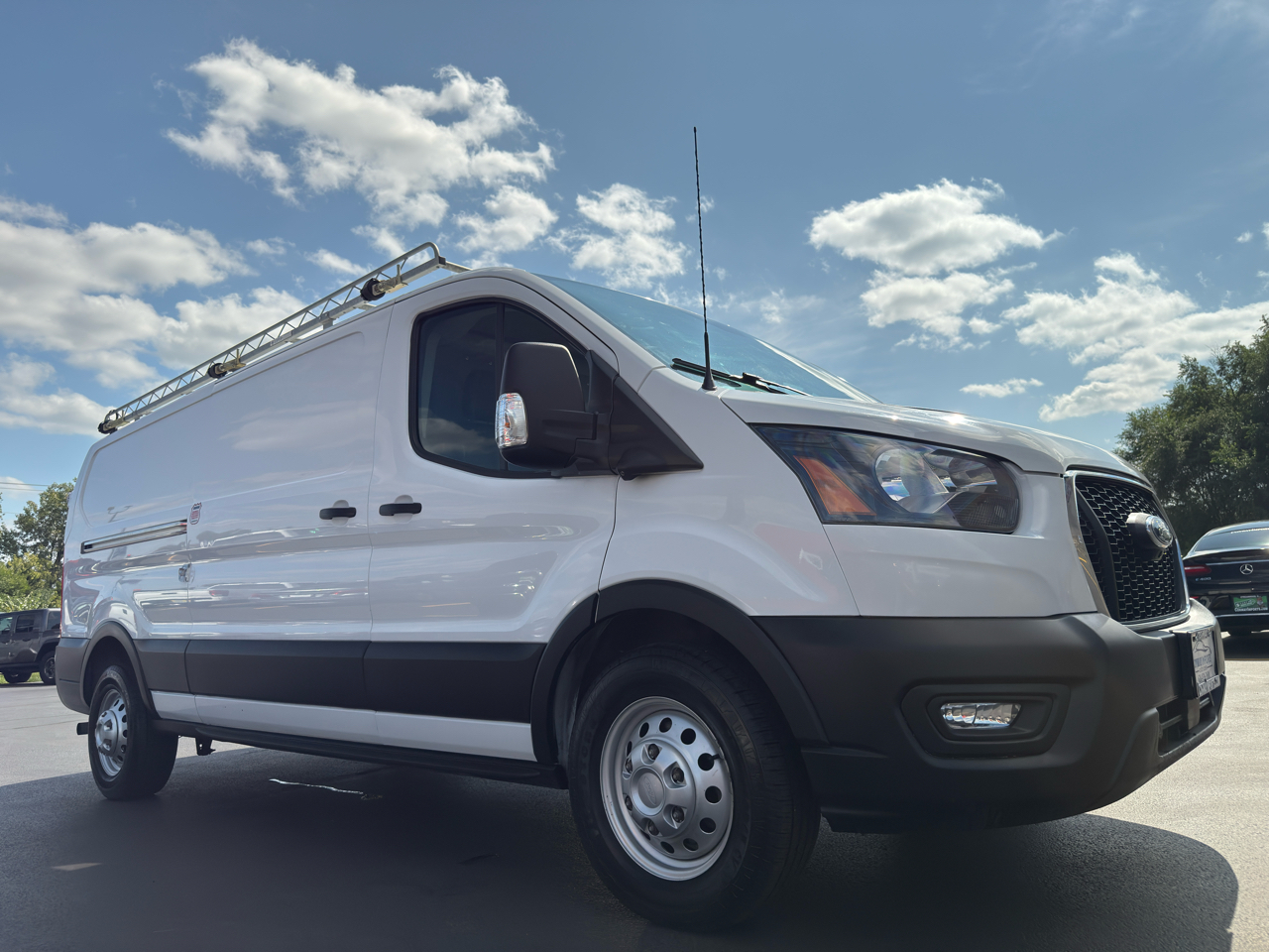 Ford Transit Cargo Van T-250 148" Low Rf 9070 GVWR AWD 2022