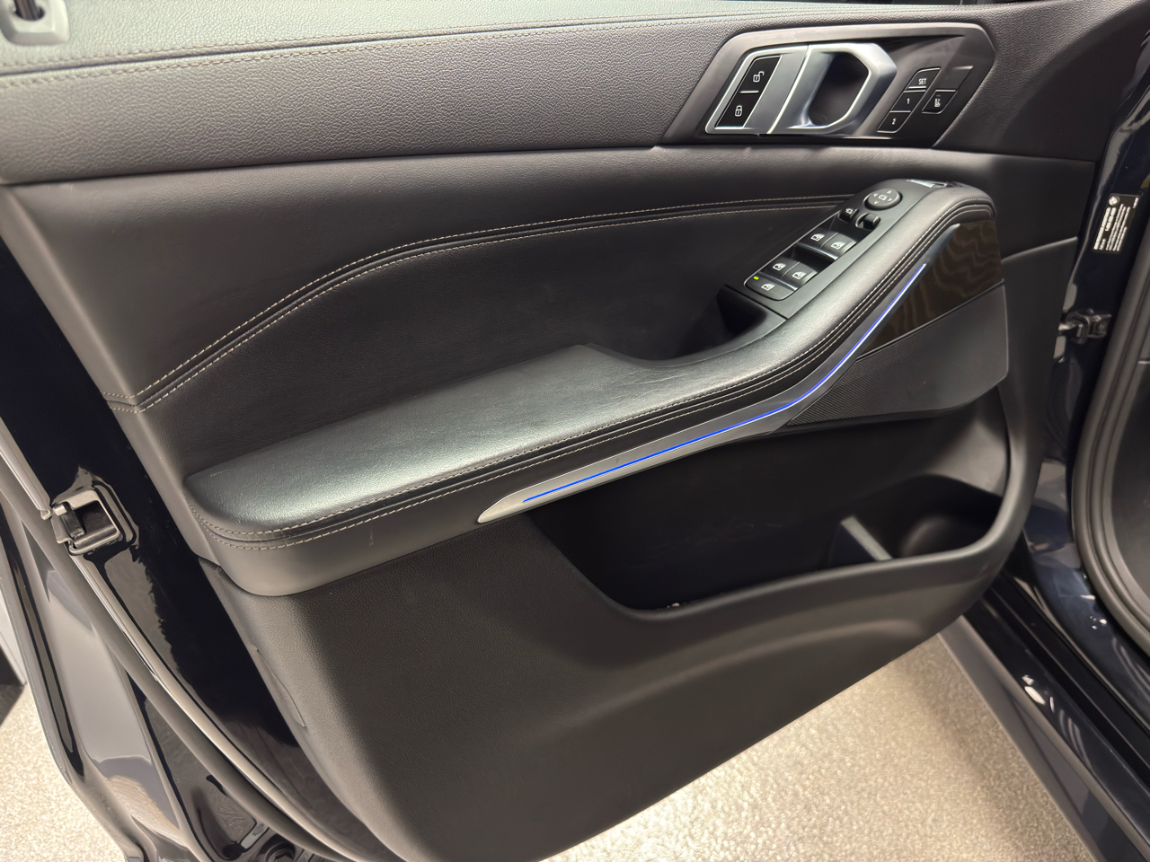 BMW X5 xDrive40i Sports Activity Vehicle 2022