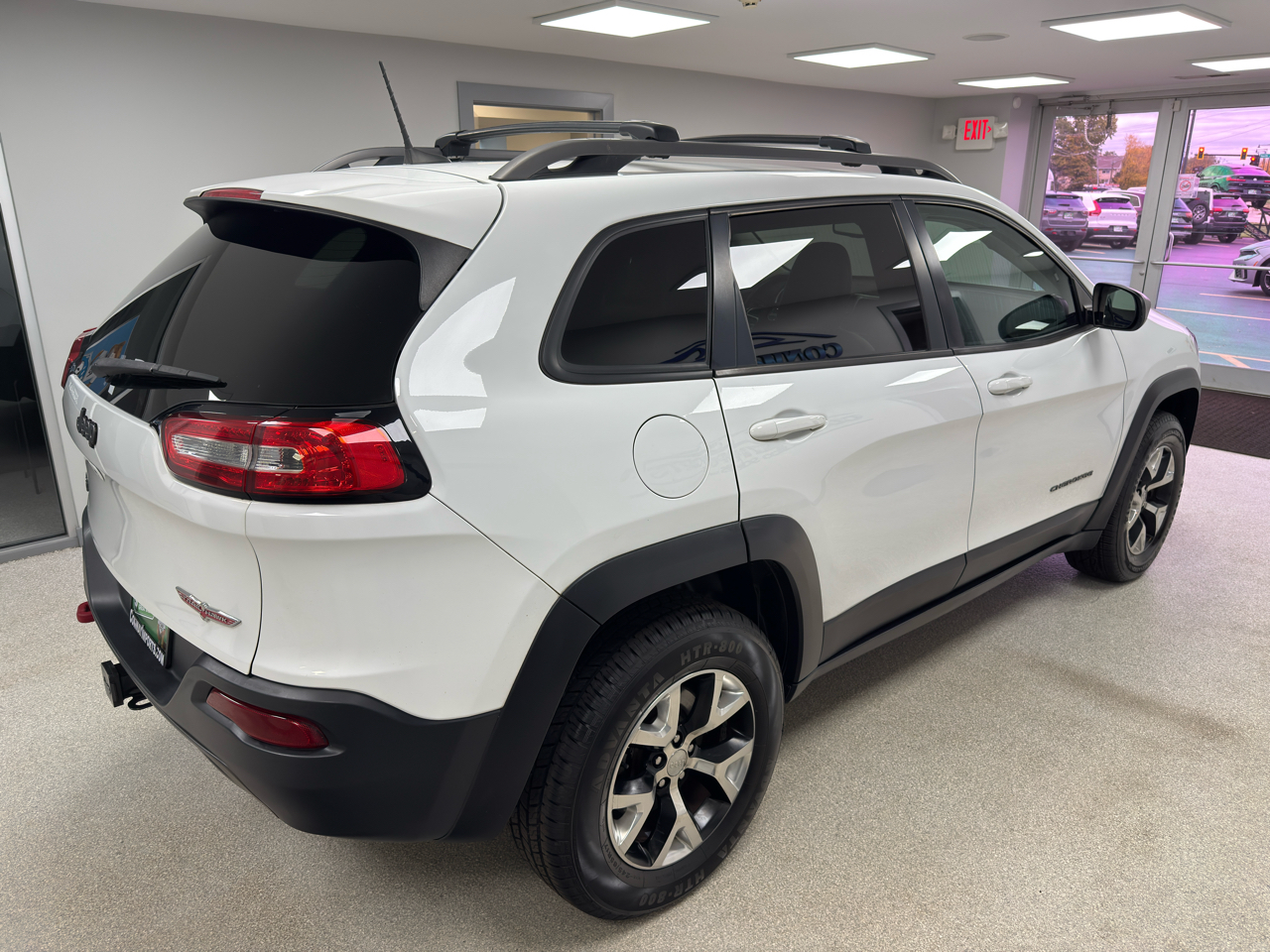 Jeep Cherokee 4WD 4dr Trailhawk 2016