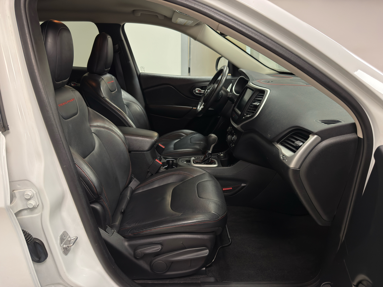 Jeep Cherokee 4WD 4dr Trailhawk 2016
