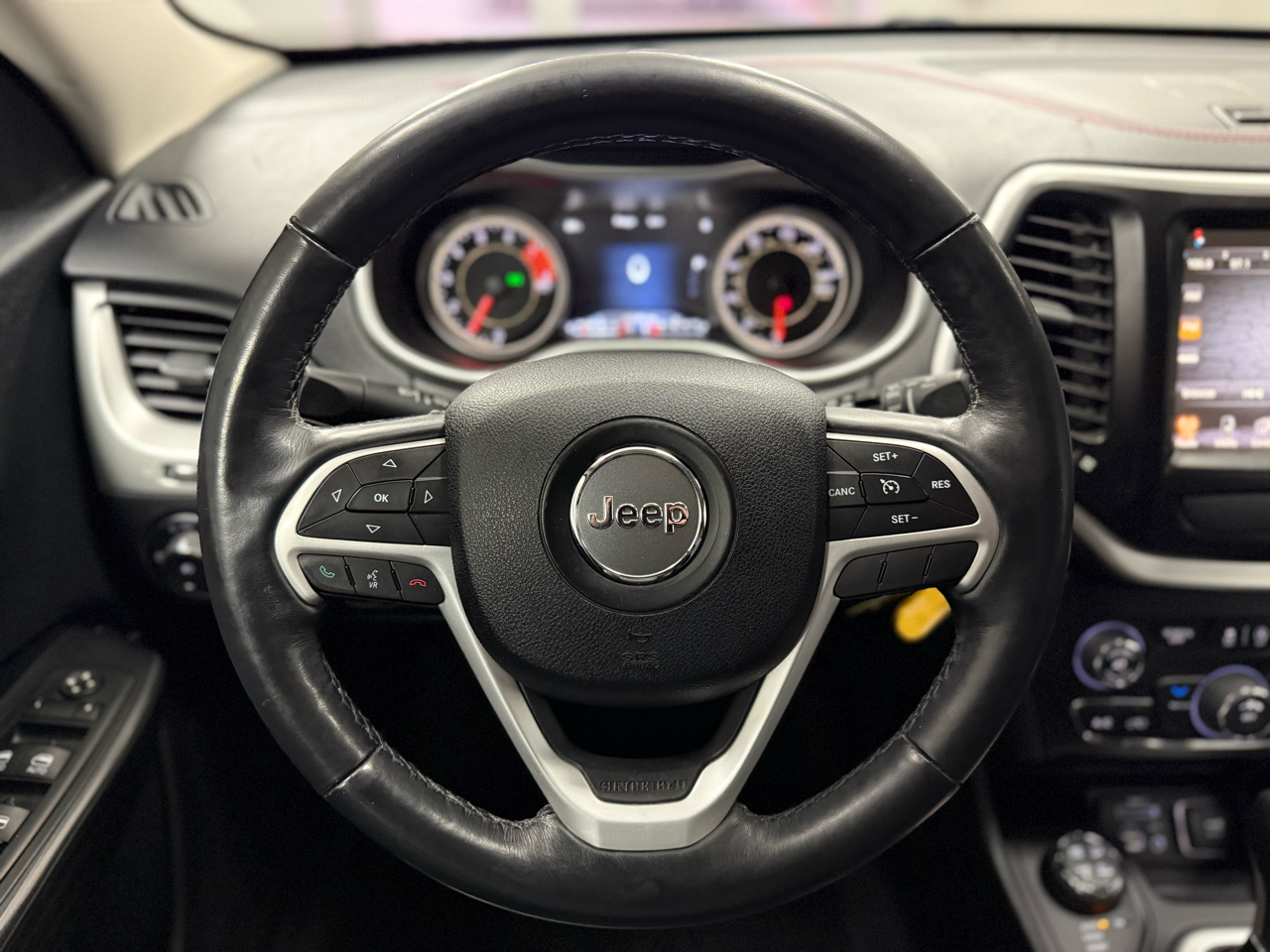 Jeep Cherokee 4WD 4dr Trailhawk 2016