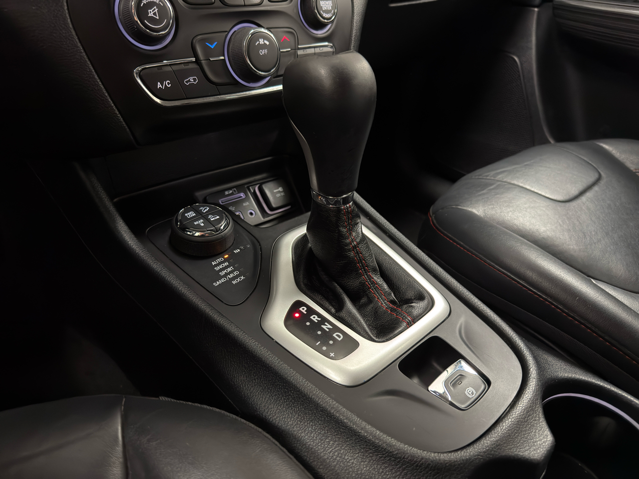 Jeep Cherokee 4WD 4dr Trailhawk 2016