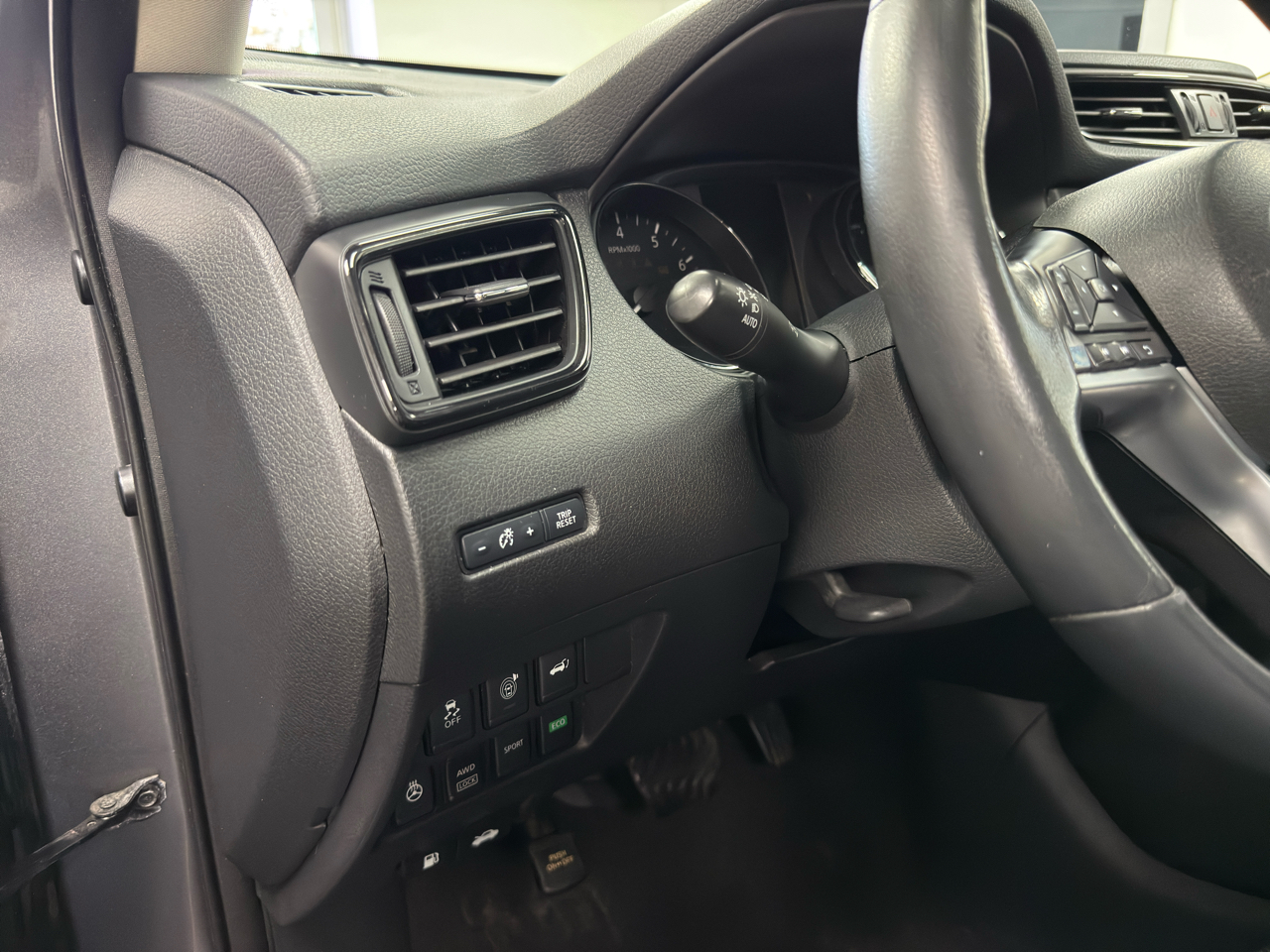 2017 Nissan Rogue SL photo 14
