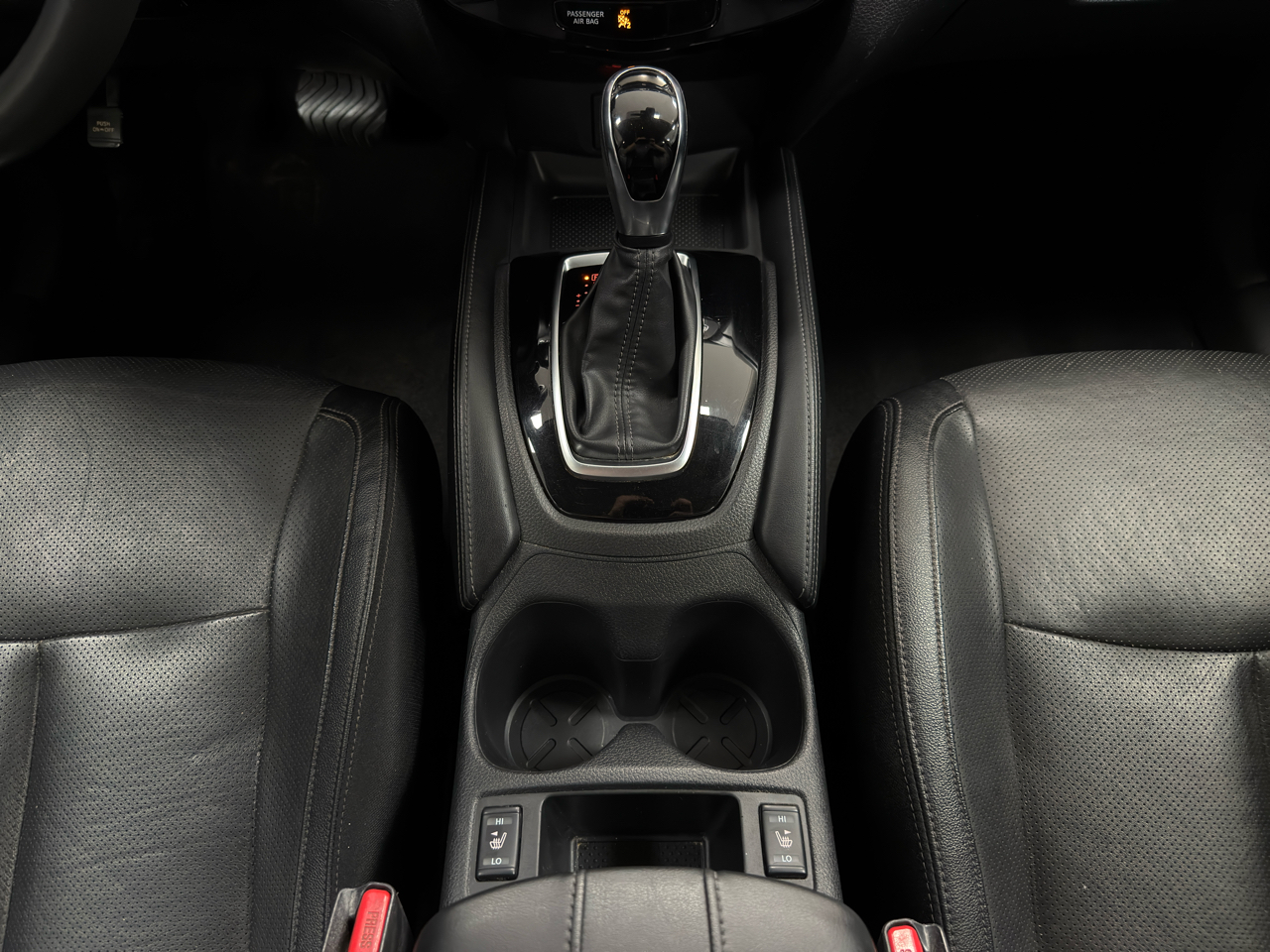 2017 Nissan Rogue SL photo 19