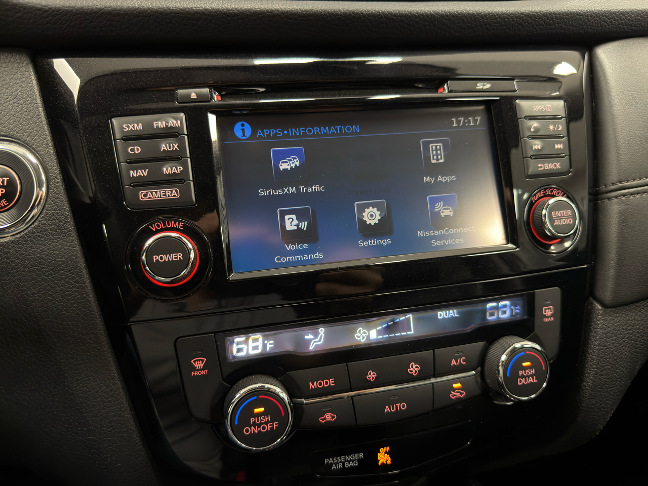 2017 Nissan Rogue SL photo 20