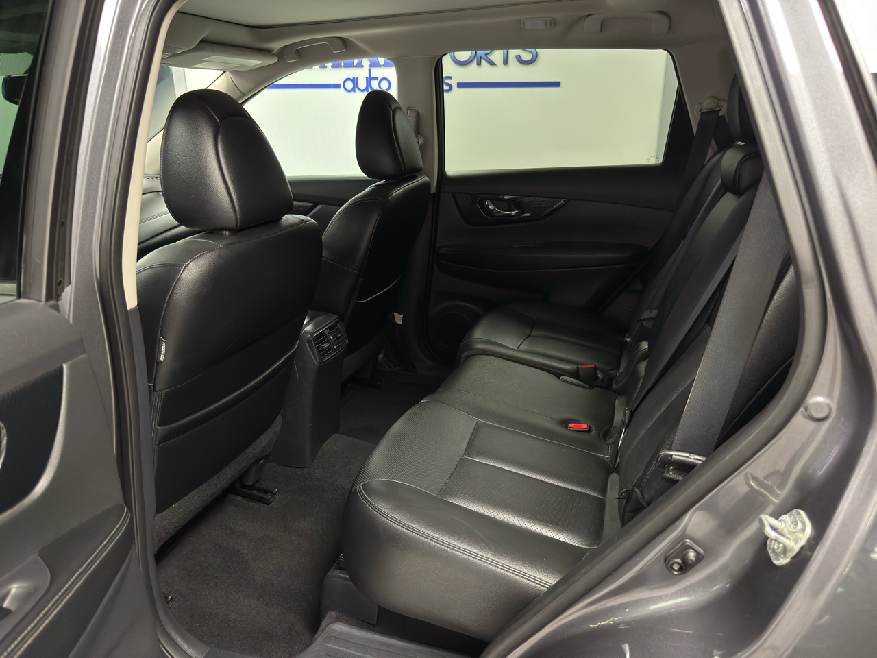 2017 Nissan Rogue SL photo 29