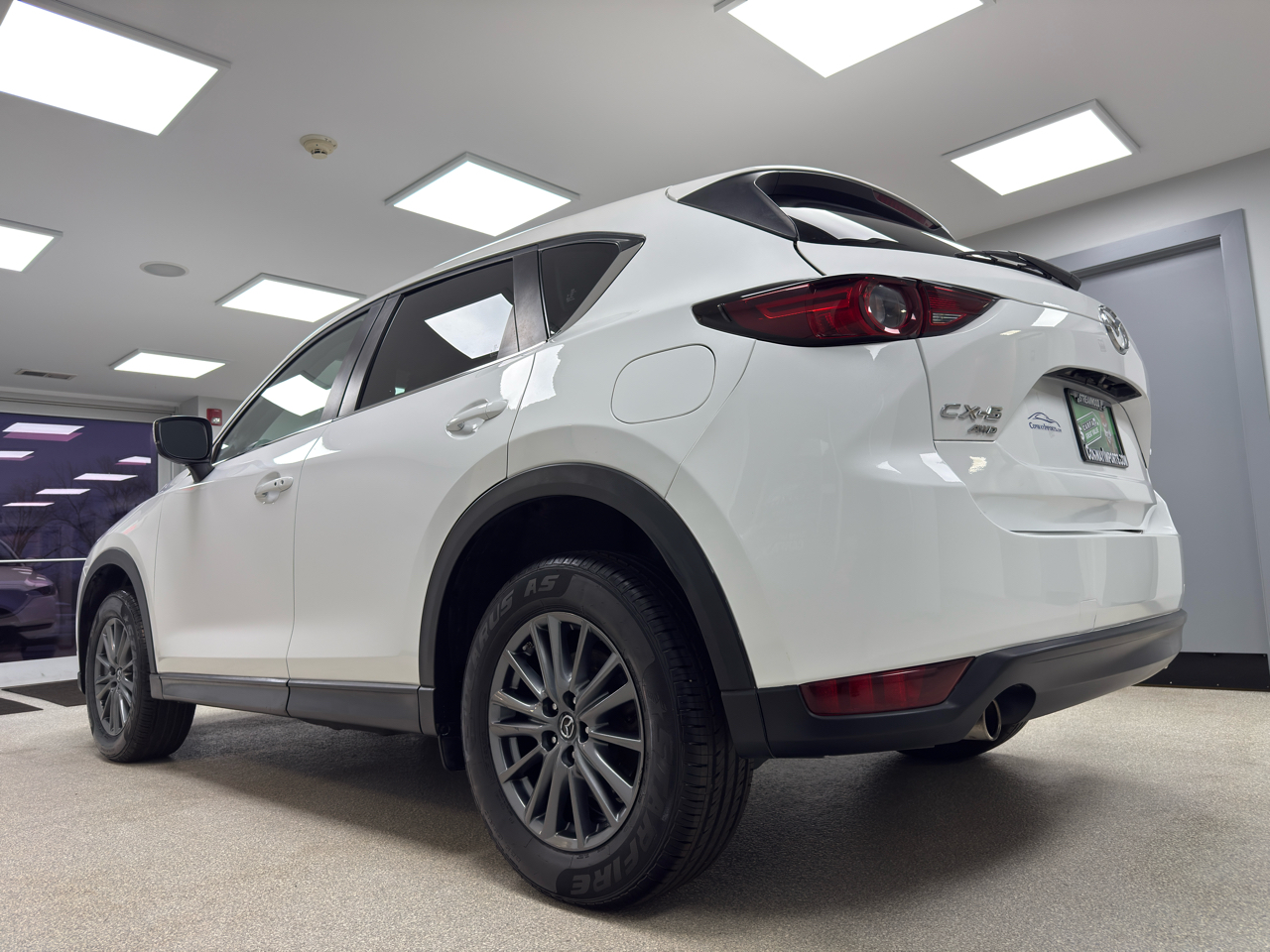 2017 Mazda CX-5 Touring photo 4