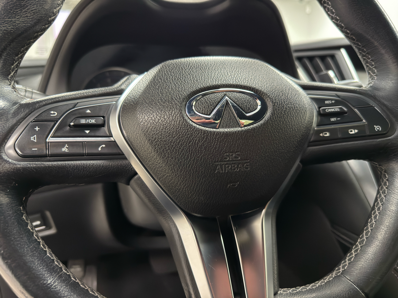 Infiniti Q60 3.0t Premium AWD 2017