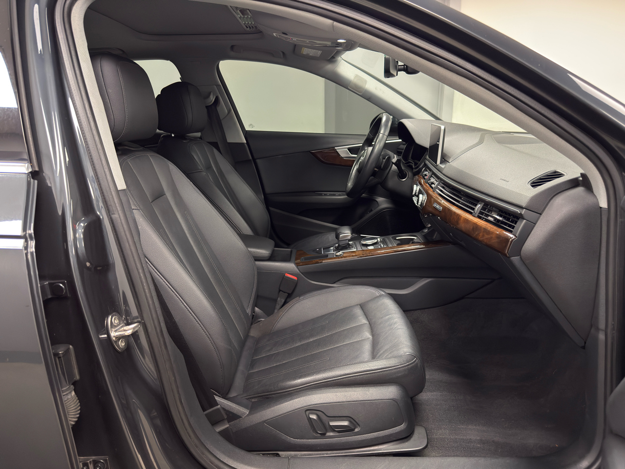 Audi A4 2.0T Premium Plus quattro Sedan 2018