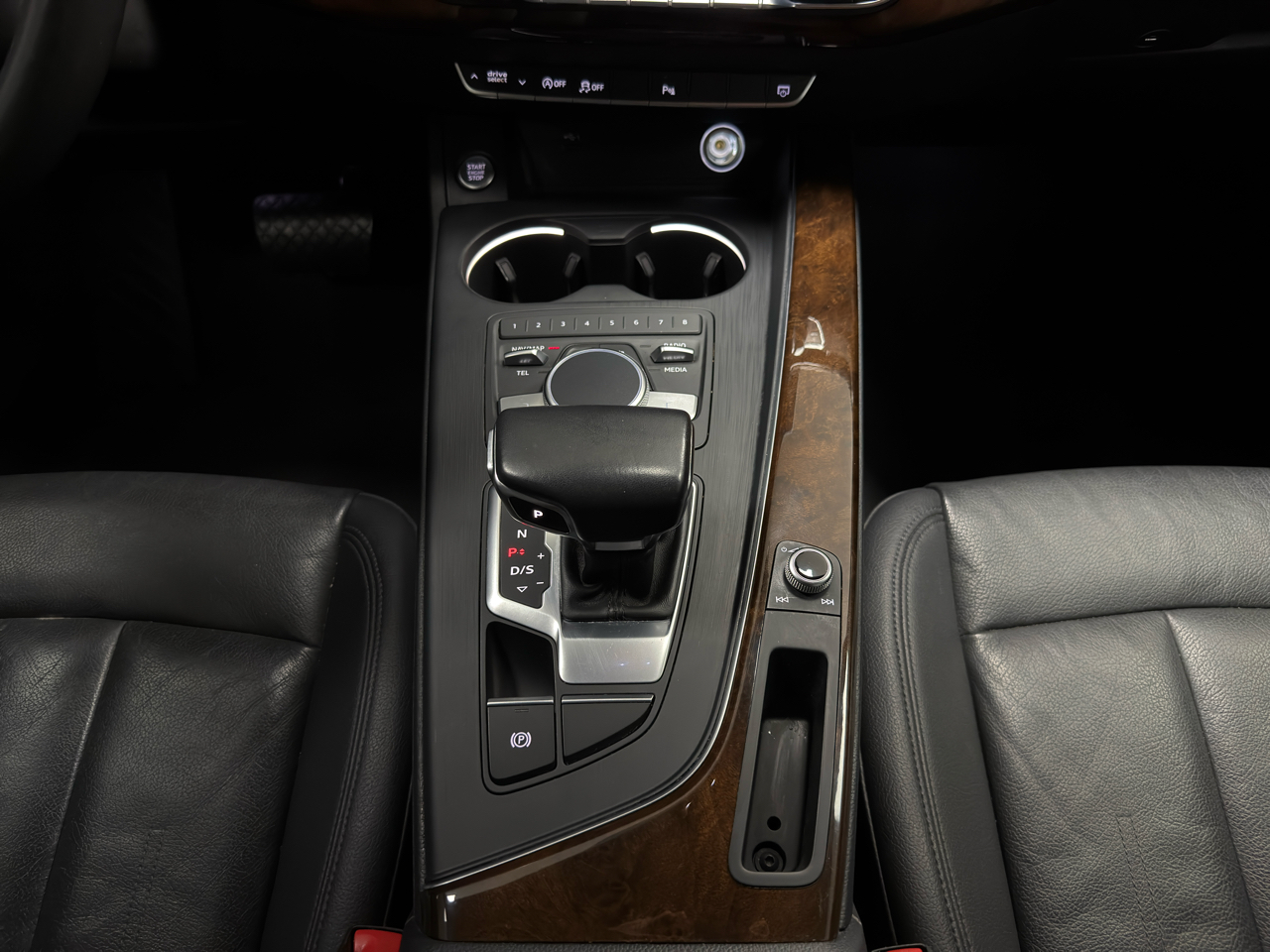 Audi A4 2.0T Premium Plus quattro Sedan 2018