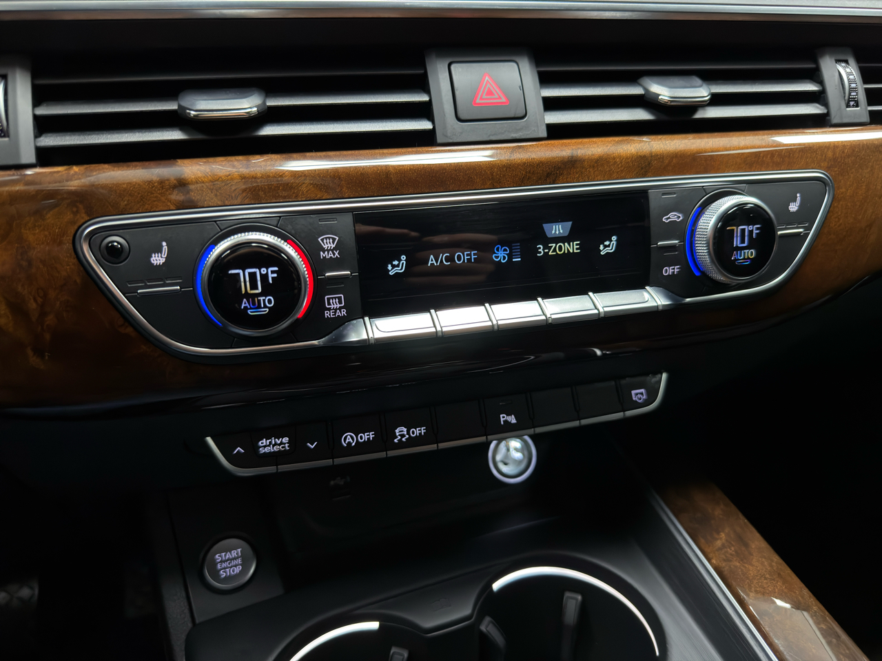 Audi A4 2.0T Premium Plus quattro Sedan 2018