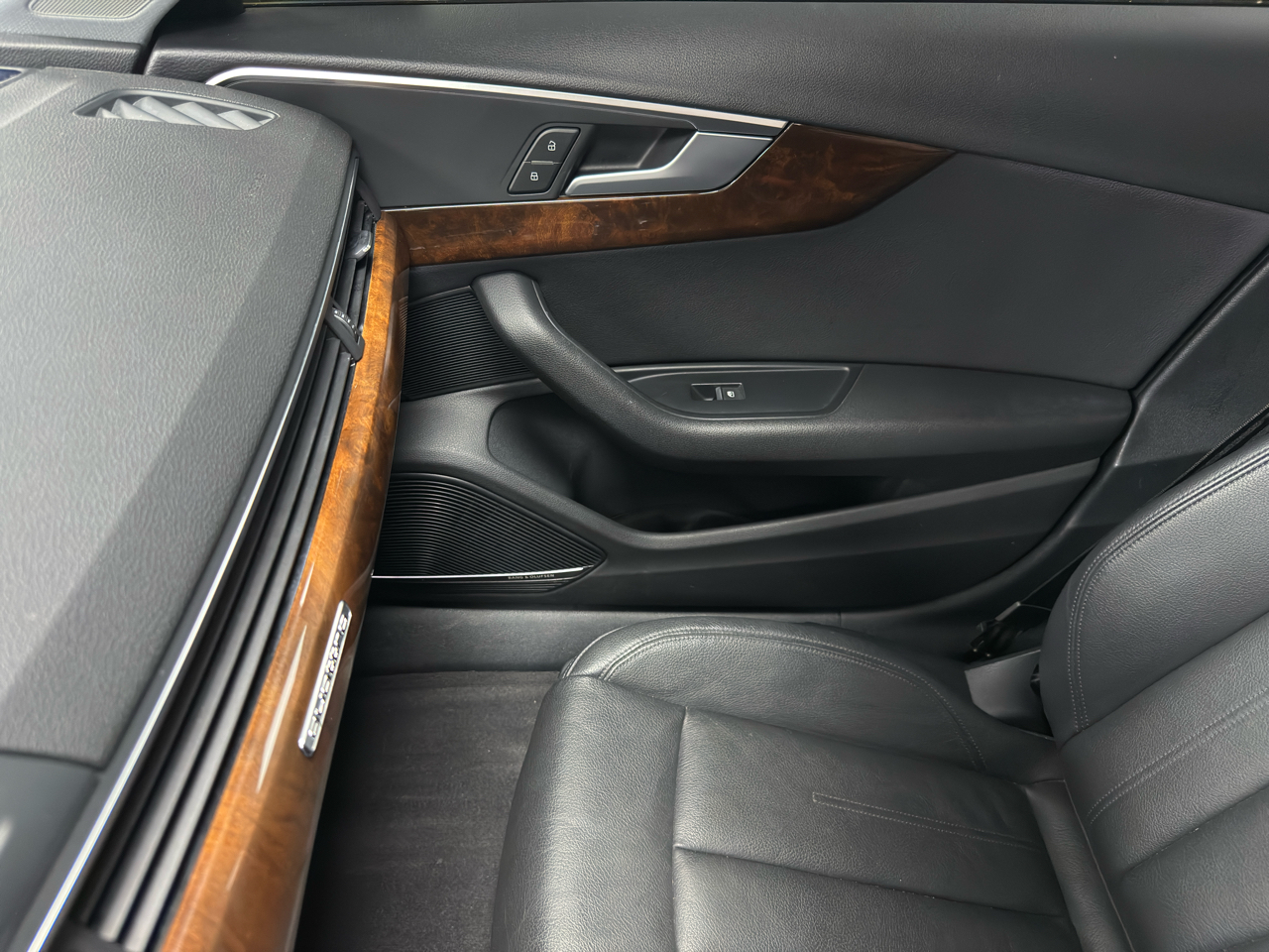 Audi A4 2.0T Premium Plus quattro Sedan 2018