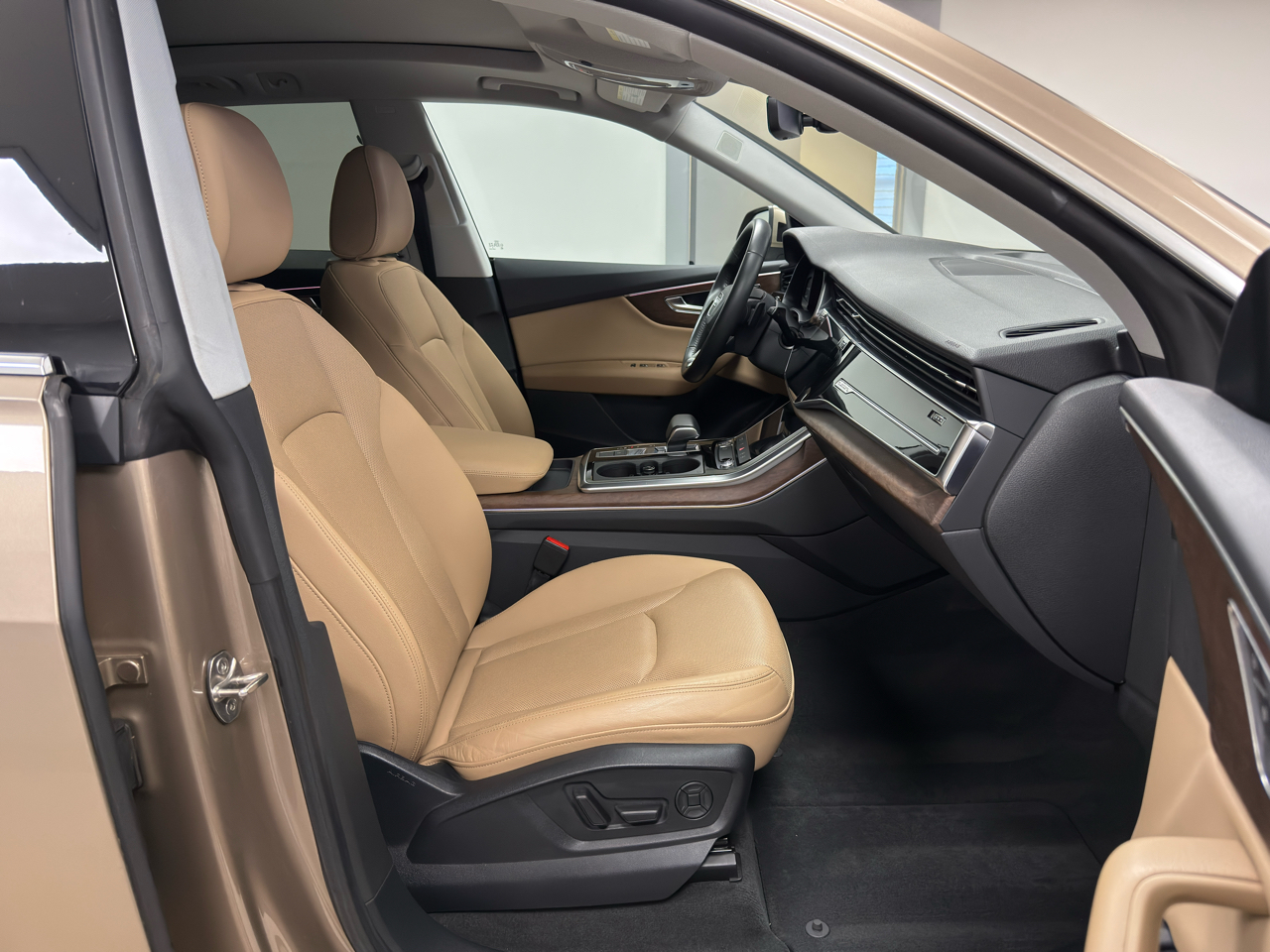 Audi Q8 Premium Plus 55 TFSI quattro 2019