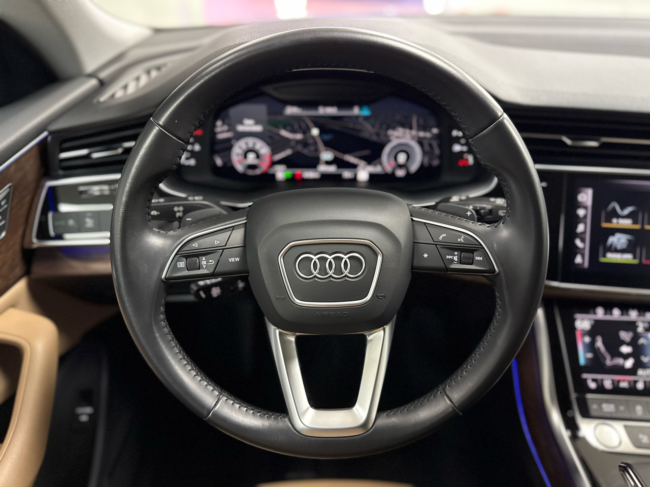 Audi Q8 Premium Plus 55 TFSI quattro 2019