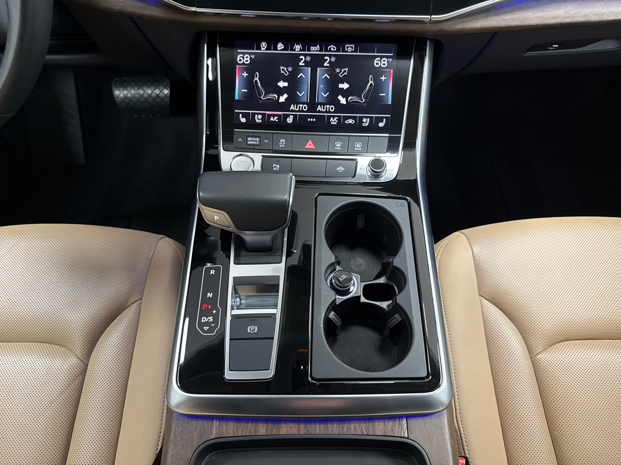 Audi Q8 Premium Plus 55 TFSI quattro 2019