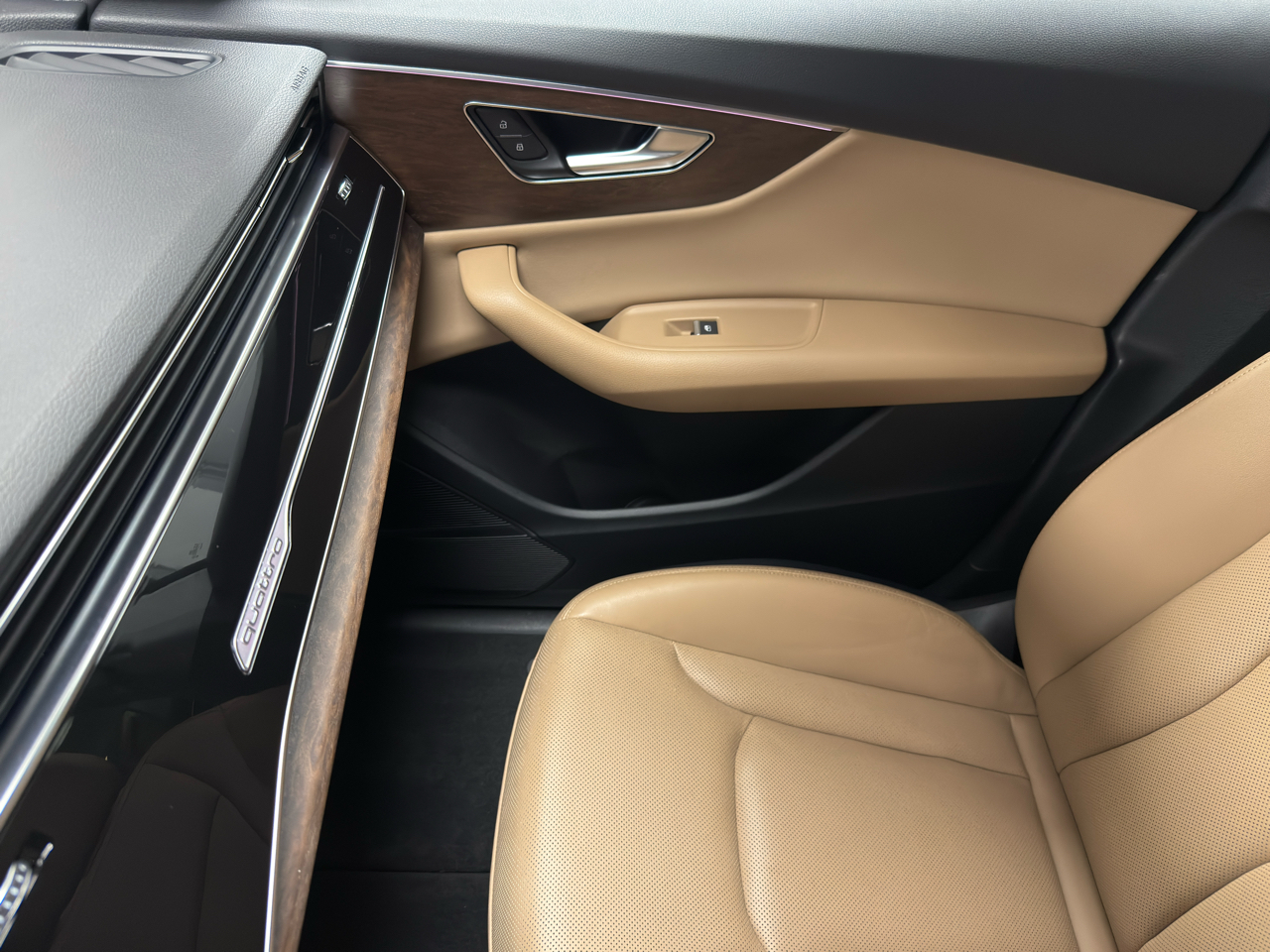 Audi Q8 Premium Plus 55 TFSI quattro 2019