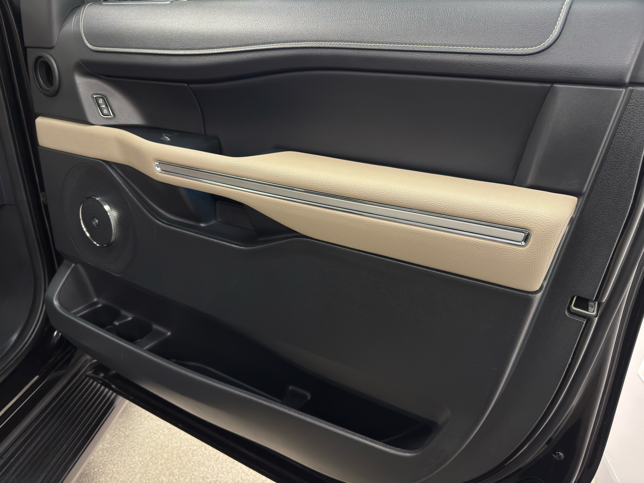 Ford Expedition Max Limited 4x4 2024