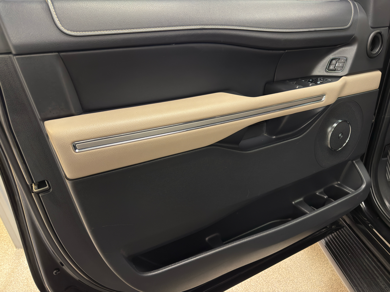 Ford Expedition Max Limited 4x4 2024