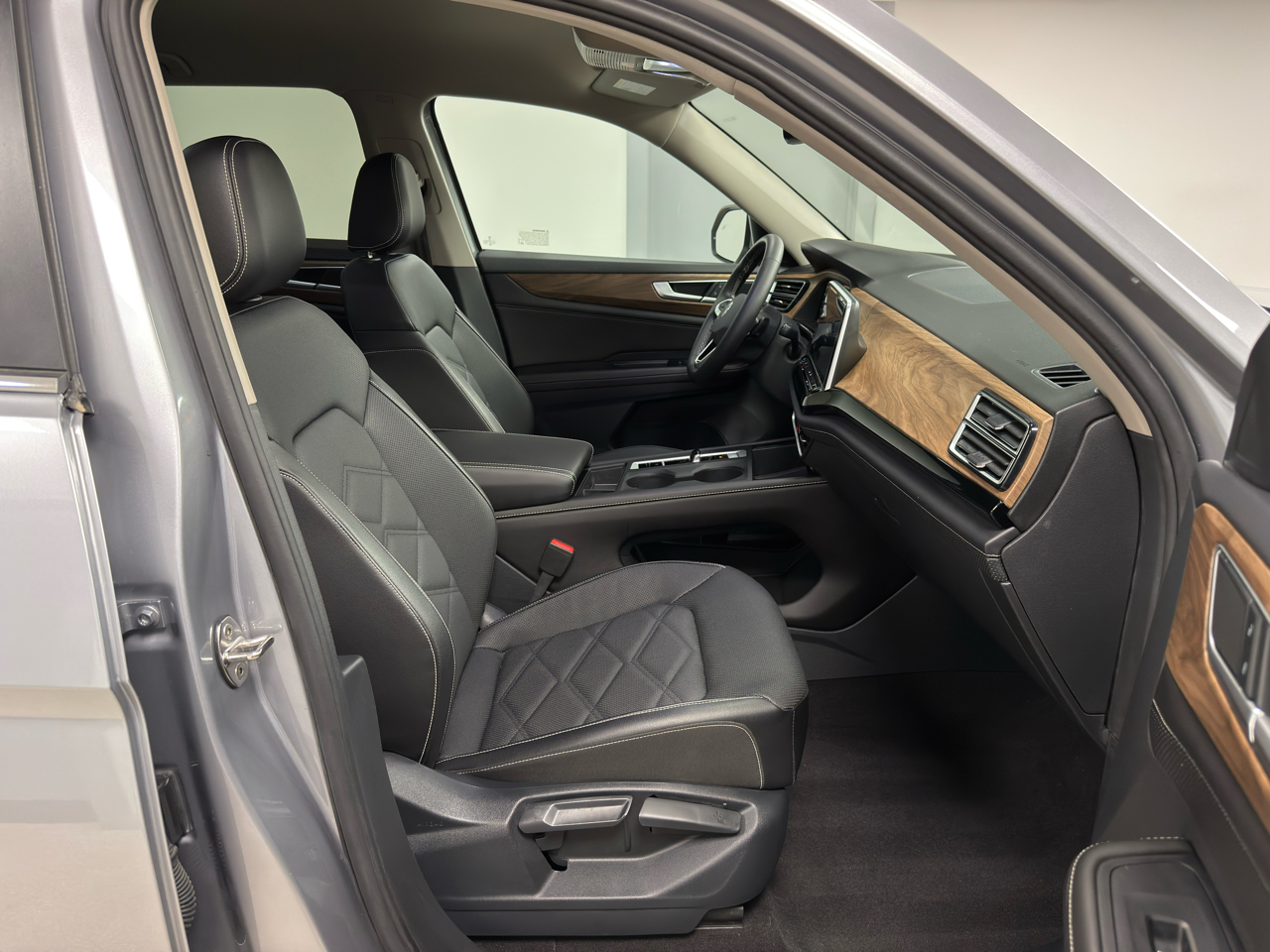 Volkswagen Atlas 2.0T SE 4MOTION 2024