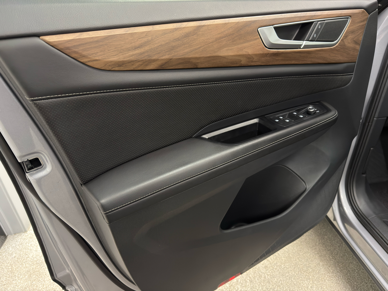 Volkswagen Atlas 2.0T SE 4MOTION 2024