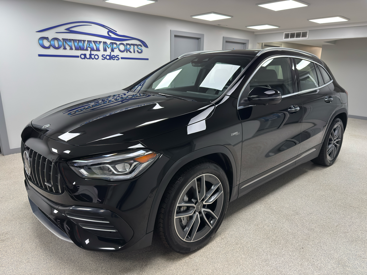 Mercedes-Benz GLA AMG GLA 35 4MATIC SUV 2022