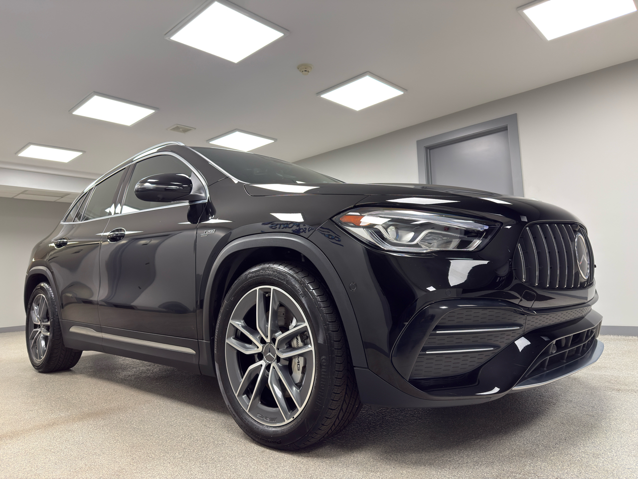 Mercedes-Benz GLA AMG GLA 35 4MATIC SUV 2022