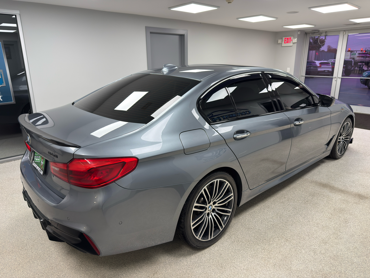 BMW 5 Series 540i xDrive Sedan 2017