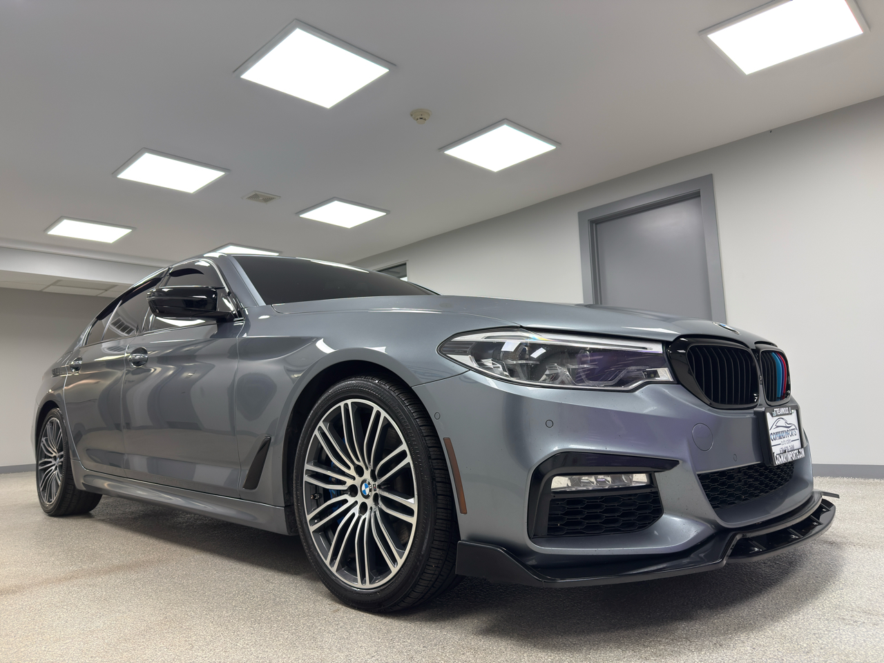 BMW 5 Series 540i xDrive Sedan 2017