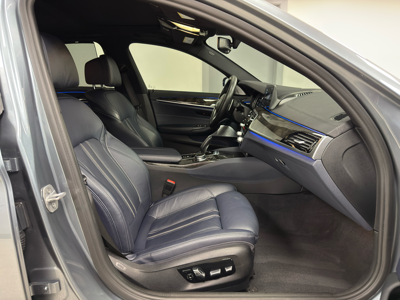 BMW 5 Series 540i xDrive Sedan 2017