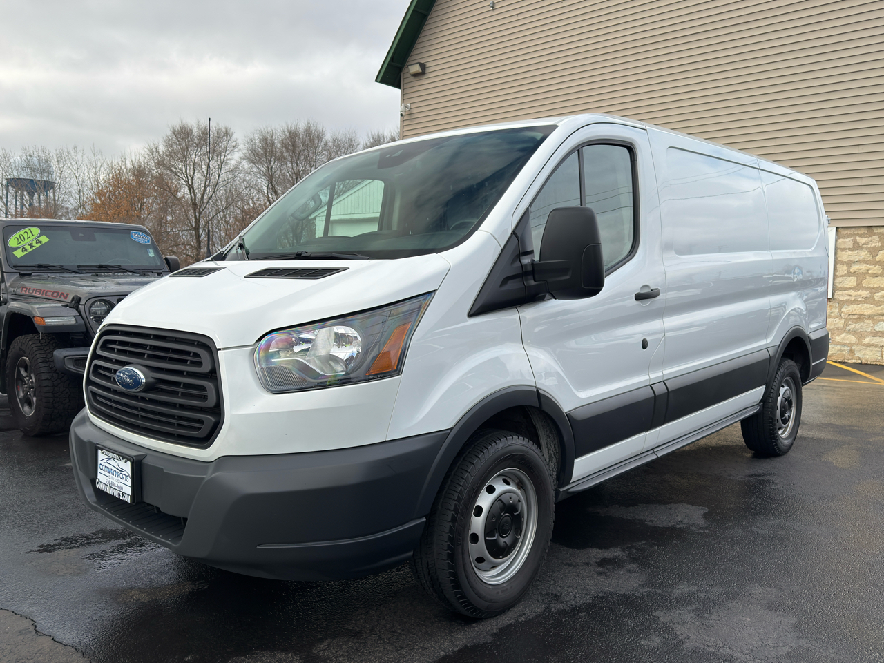 Ford Transit Van T-250 130" Low Rf 9000 GVWR Swing-Out RH Dr 2018