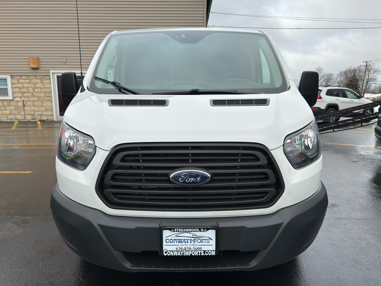 Ford Transit Van T-250 130" Low Rf 9000 GVWR Swing-Out RH Dr 2018