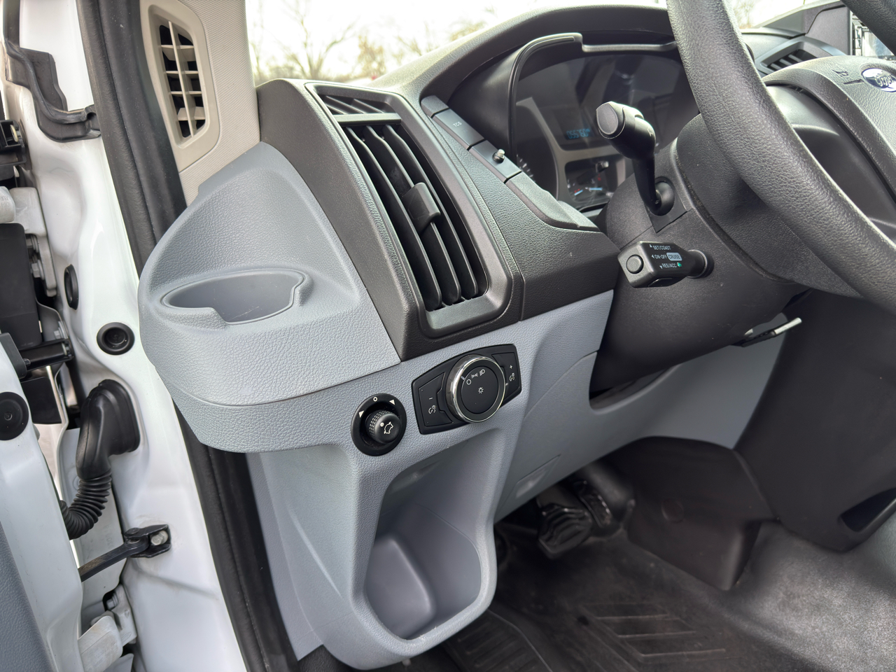 Ford Transit Van T-250 130" Low Rf 9000 GVWR Swing-Out RH Dr 2018