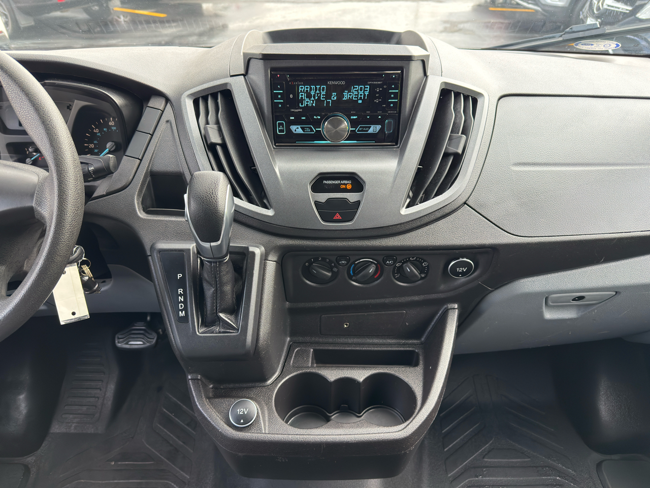 Ford Transit Van T-250 130" Low Rf 9000 GVWR Swing-Out RH Dr 2018