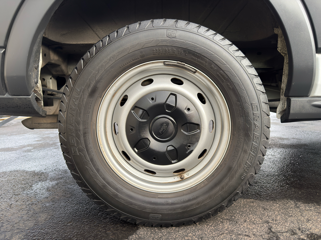 Ford Transit Van T-250 130" Low Rf 9000 GVWR Swing-Out RH Dr 2018