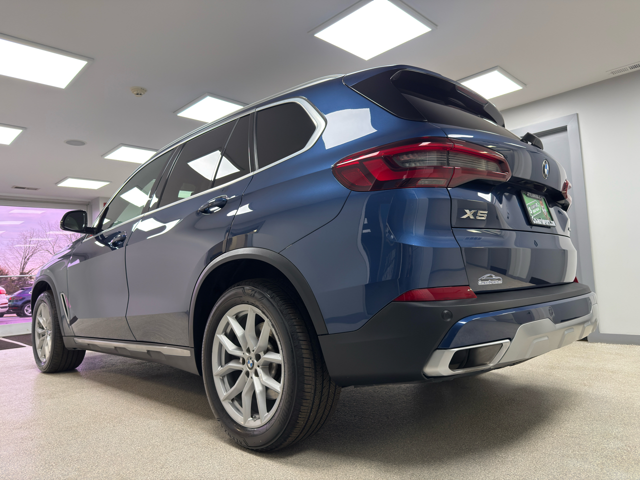 BMW X5 xDrive40i Sports Activity Vehicle 2021