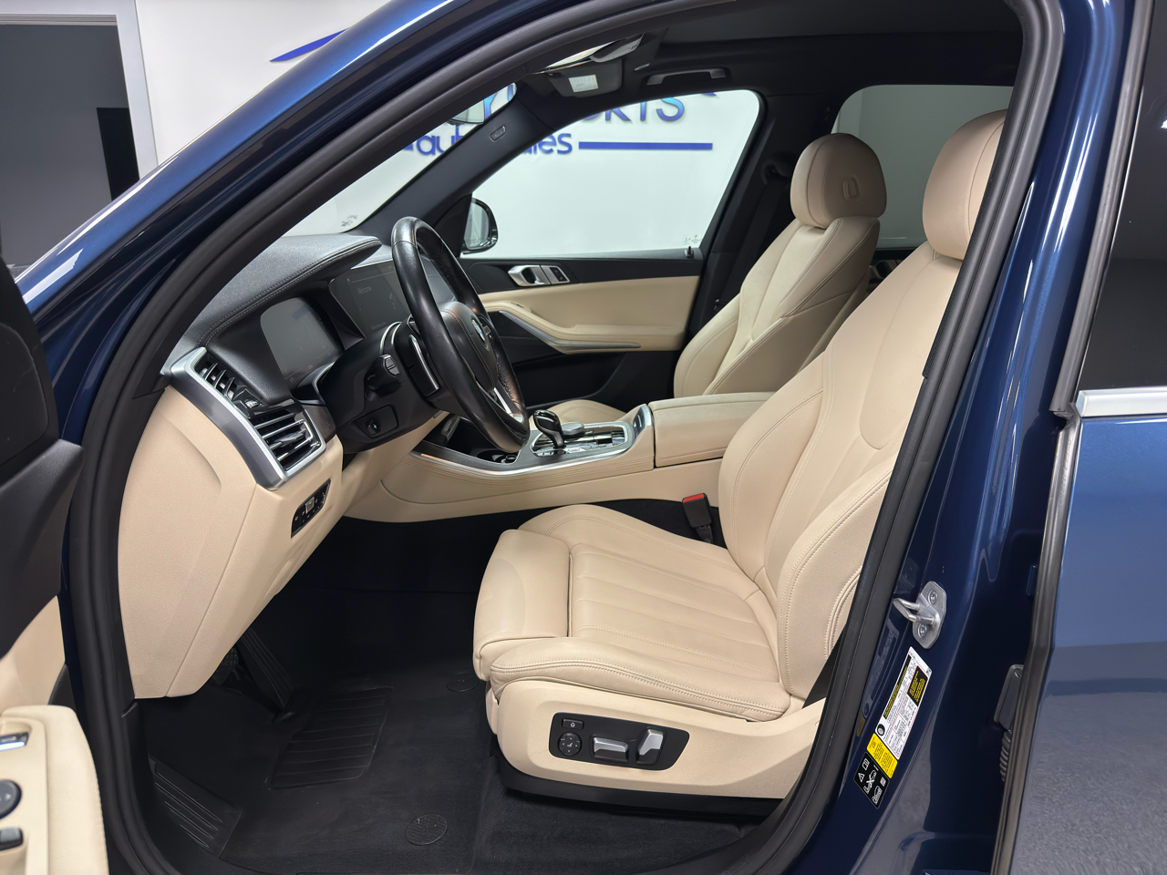 BMW X5 xDrive40i Sports Activity Vehicle 2021