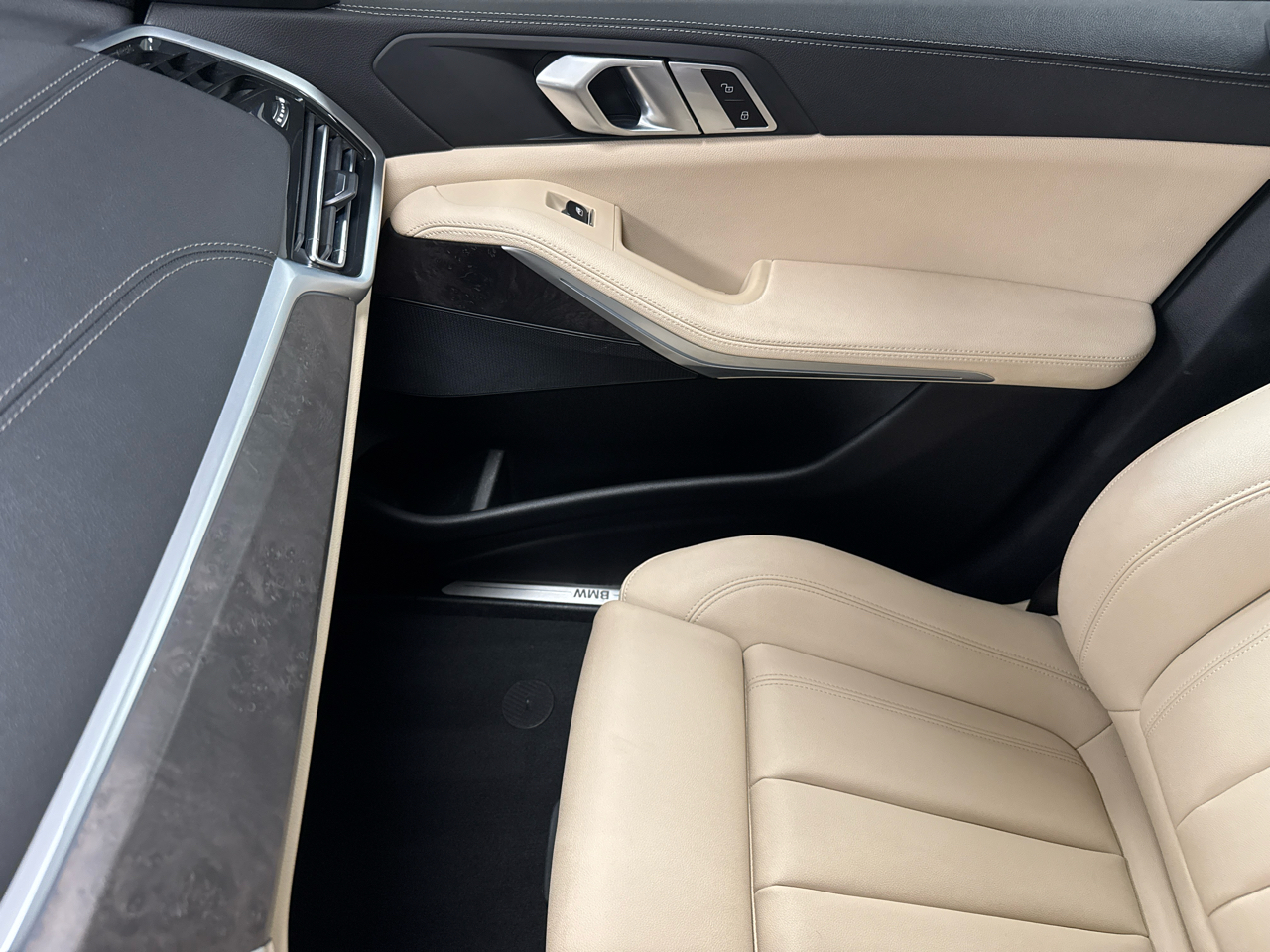 BMW X5 xDrive40i Sports Activity Vehicle 2021