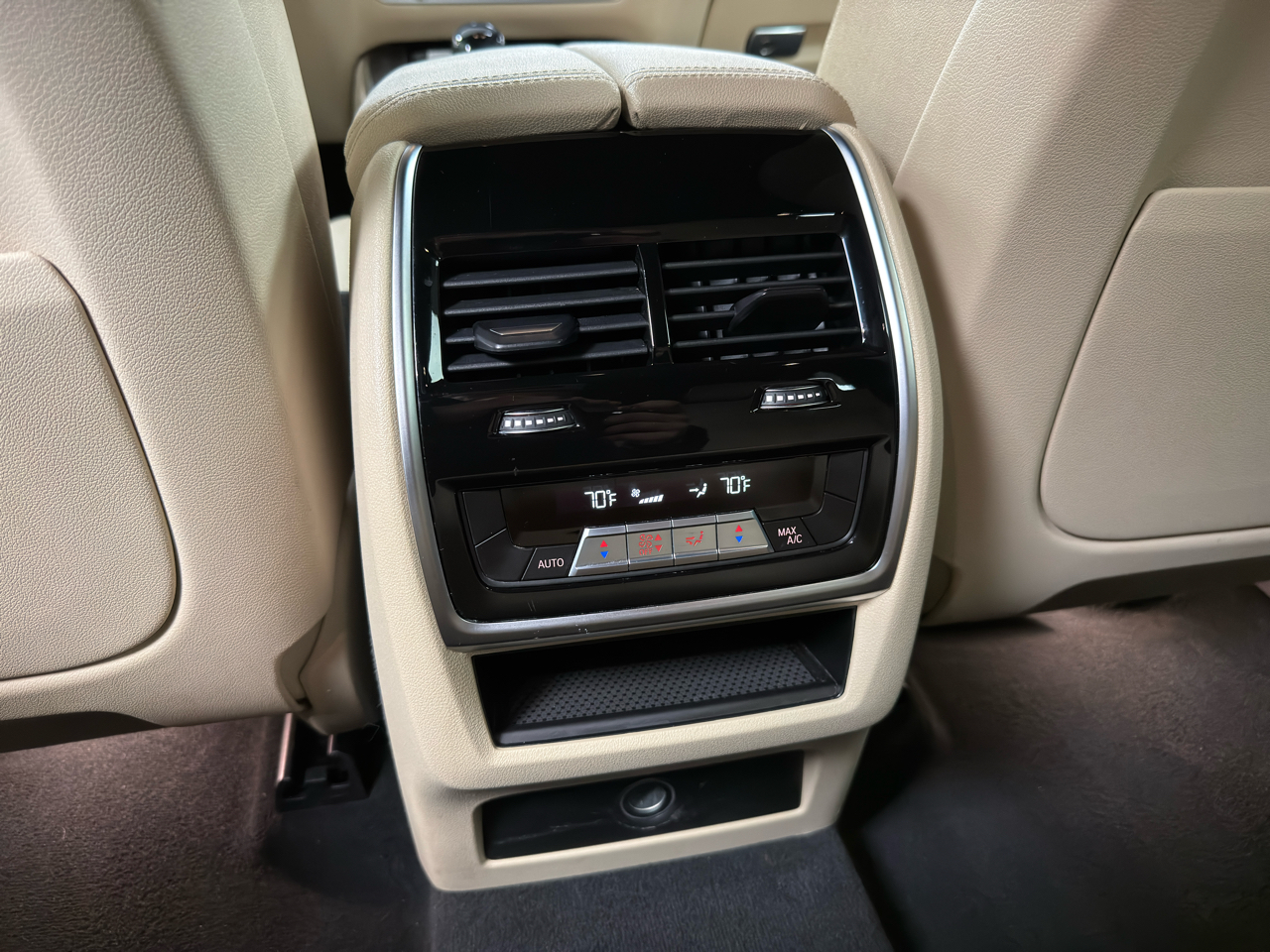 BMW X5 xDrive40i Sports Activity Vehicle 2021