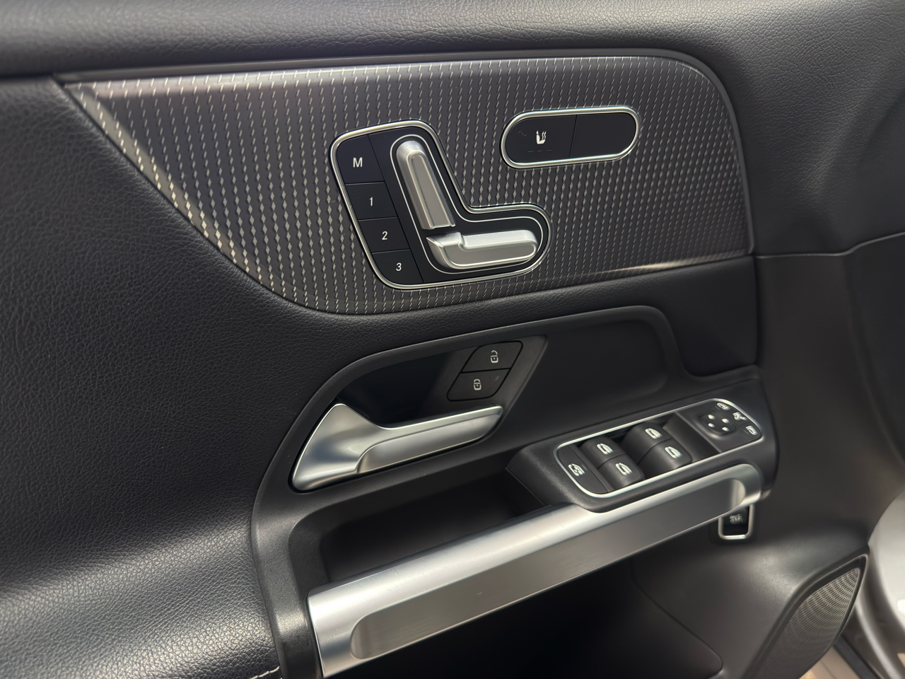 Mercedes-Benz GLB GLB 250 4MATIC SUV 2020