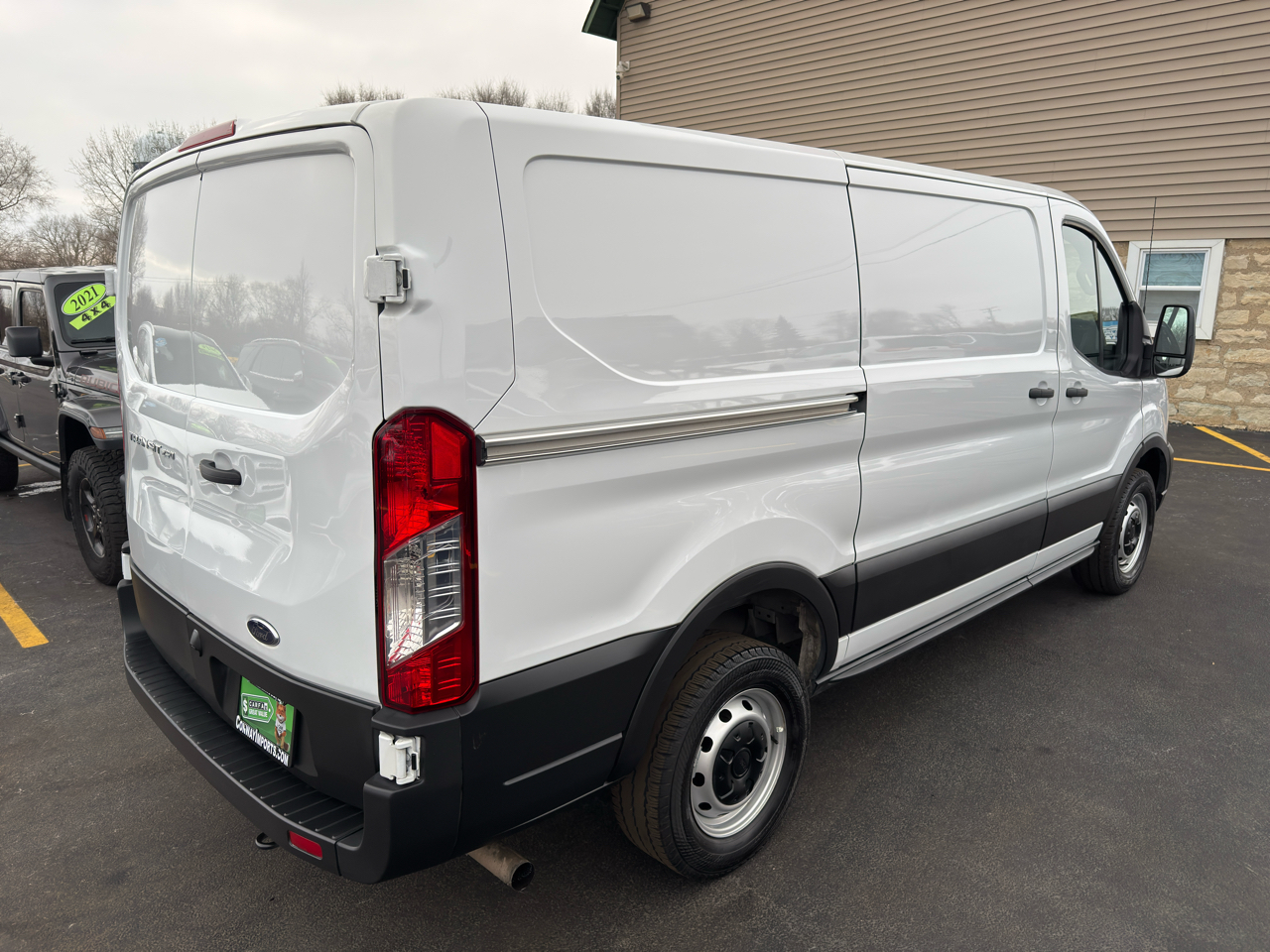 Ford Transit Cargo Van T-250 130" Low Rf 9070 GVWR RWD 2024