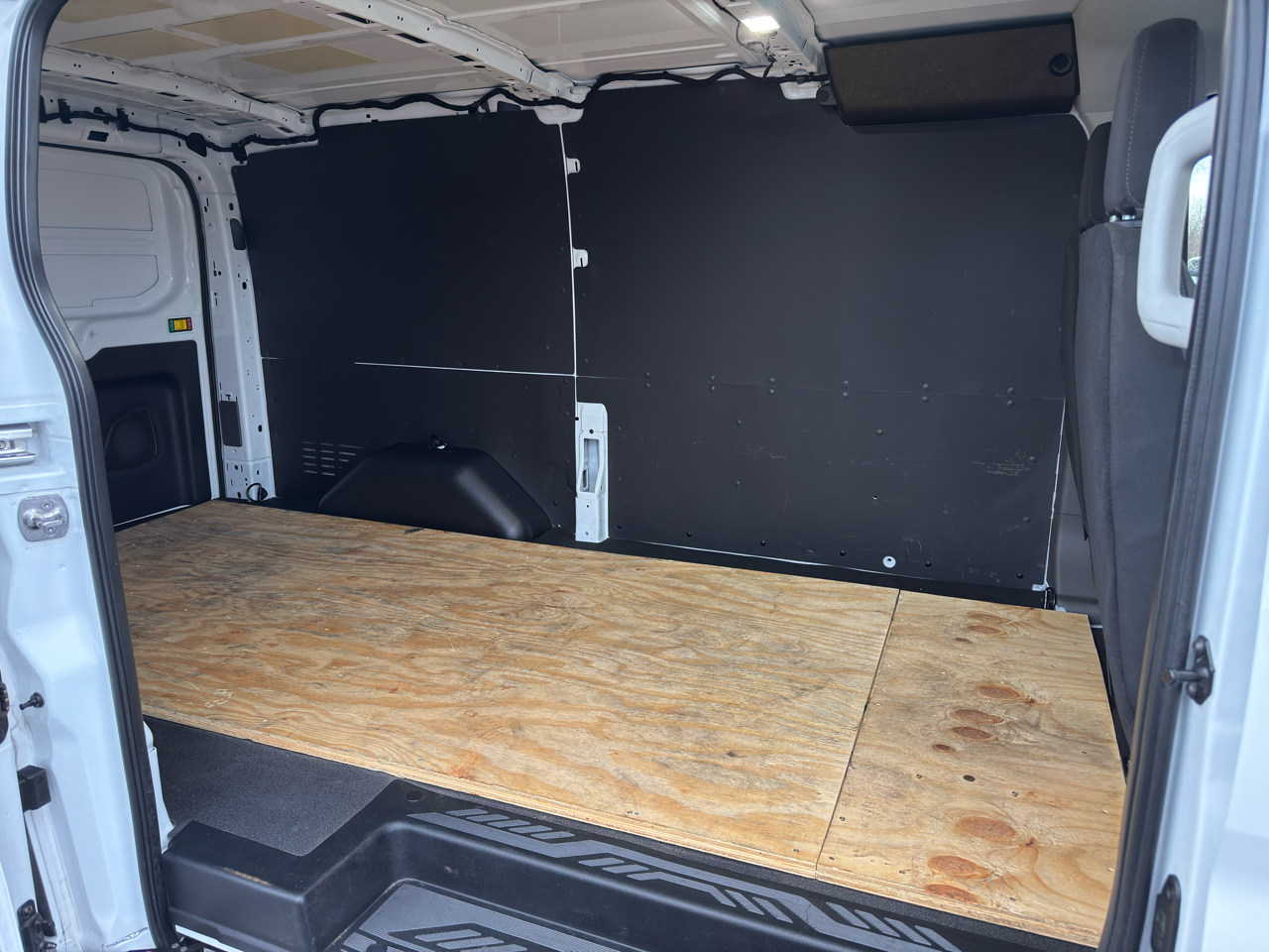 Ford Transit Cargo Van T-250 130" Low Rf 9070 GVWR RWD 2024