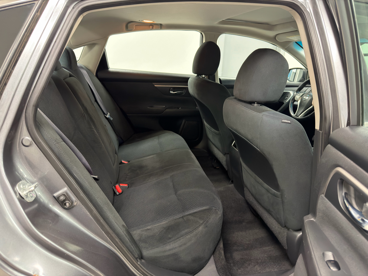 Nissan Altima 4dr Sdn I4 2.5 SV 2015