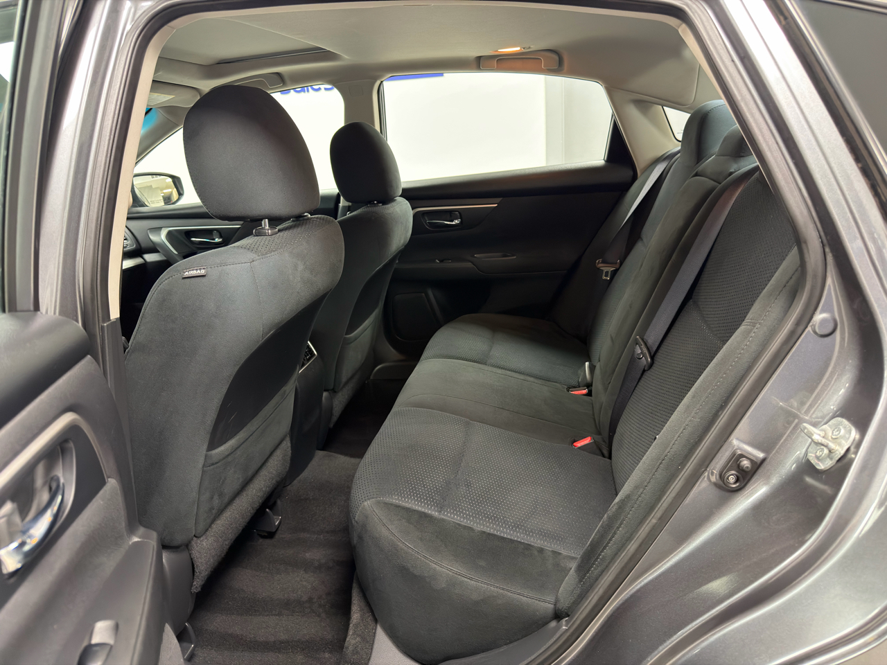 Nissan Altima 4dr Sdn I4 2.5 SV 2015