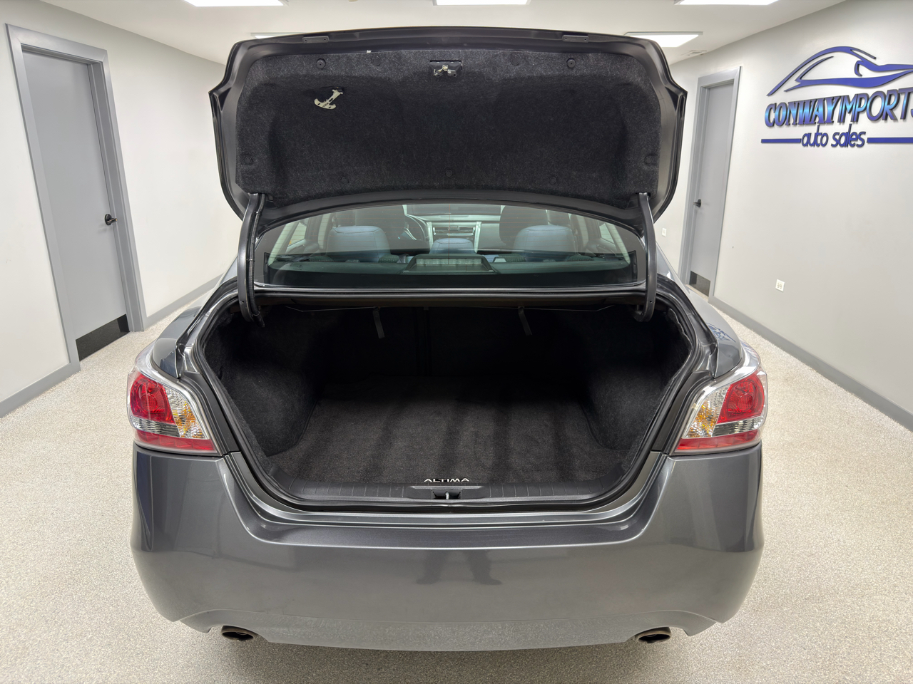 Nissan Altima 4dr Sdn I4 2.5 SV 2015