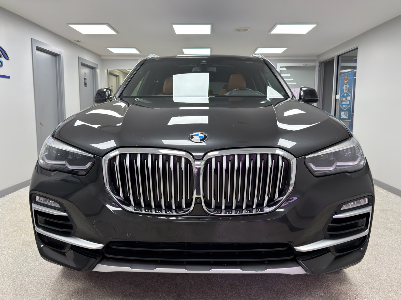 BMW X5 xDrive40i Sports Activity Vehicle 2021