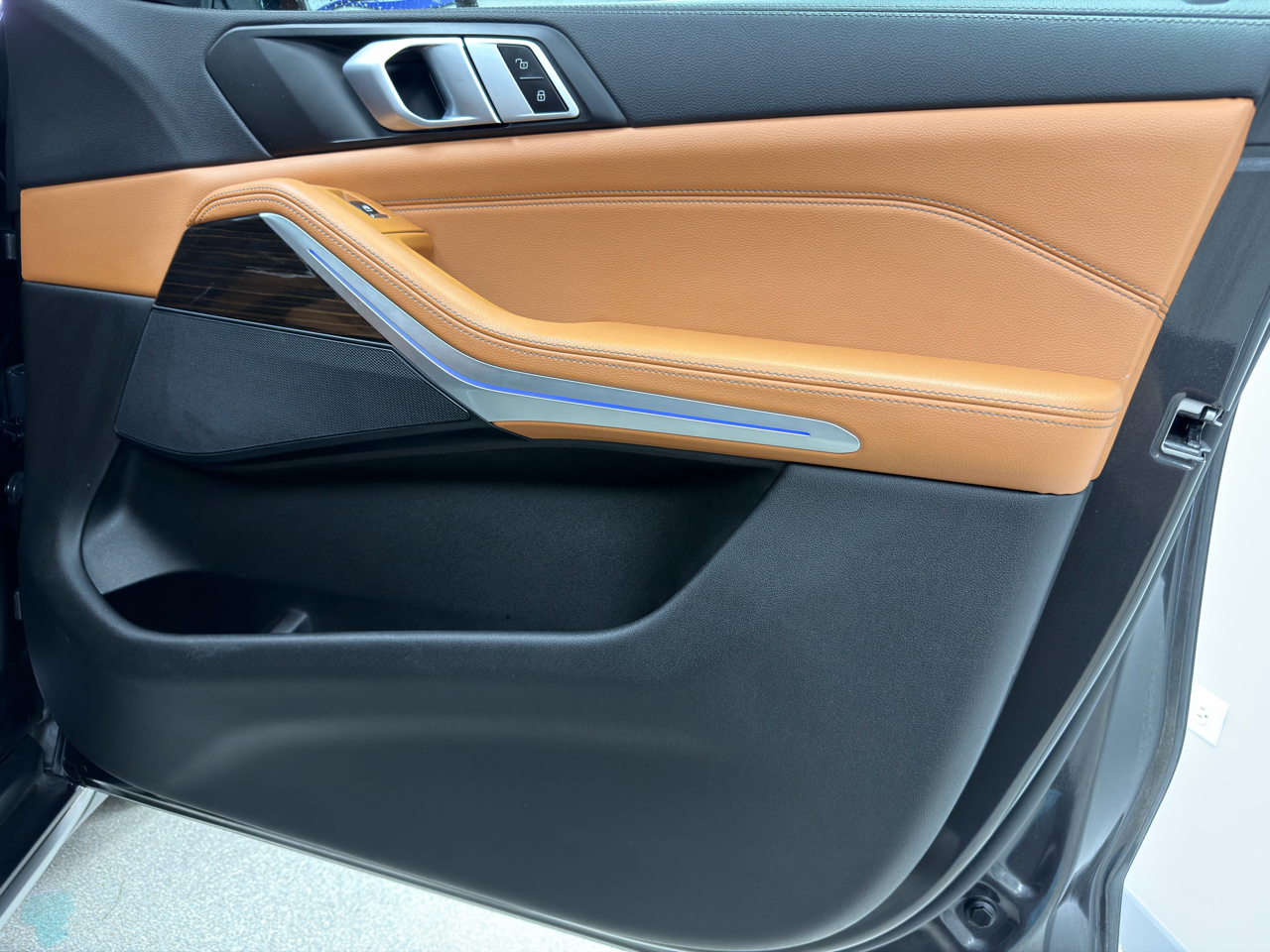 BMW X5 xDrive40i Sports Activity Vehicle 2021