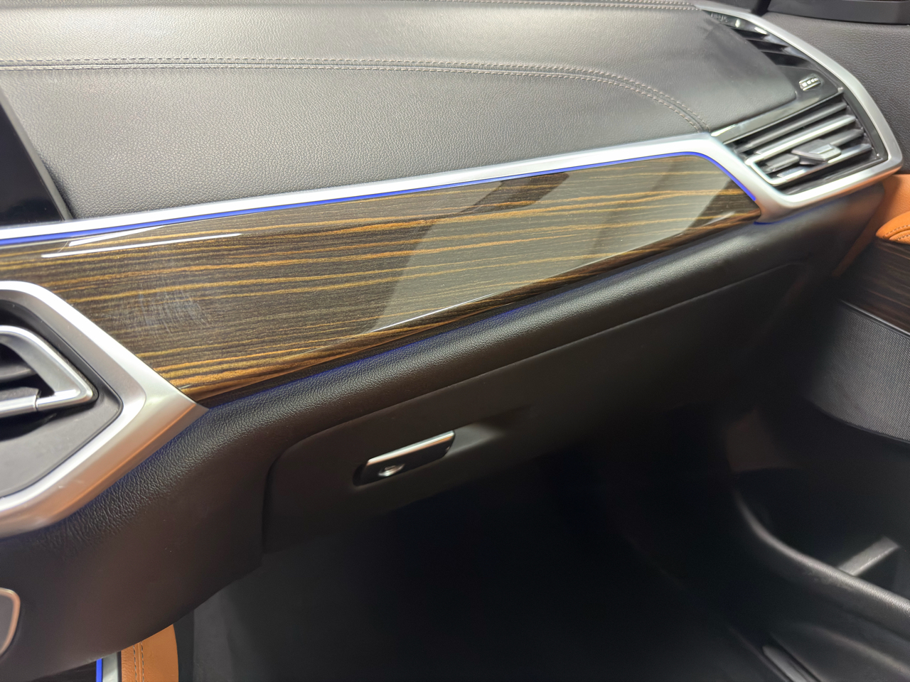 BMW X5 xDrive40i Sports Activity Vehicle 2021