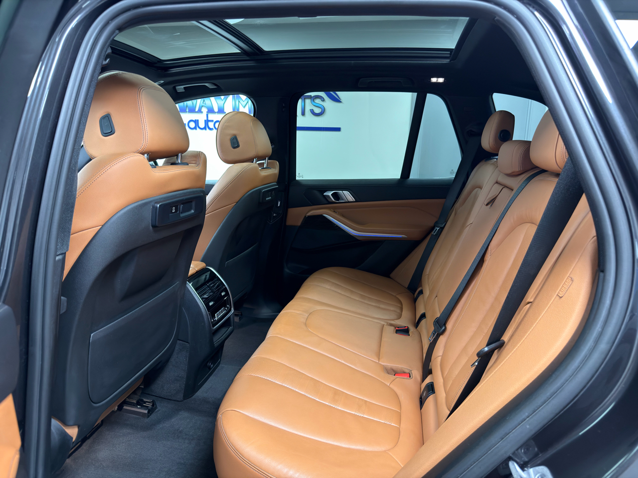 BMW X5 xDrive40i Sports Activity Vehicle 2021