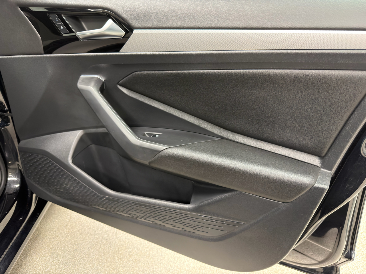 Volkswagen Jetta R-Line Auto 2021