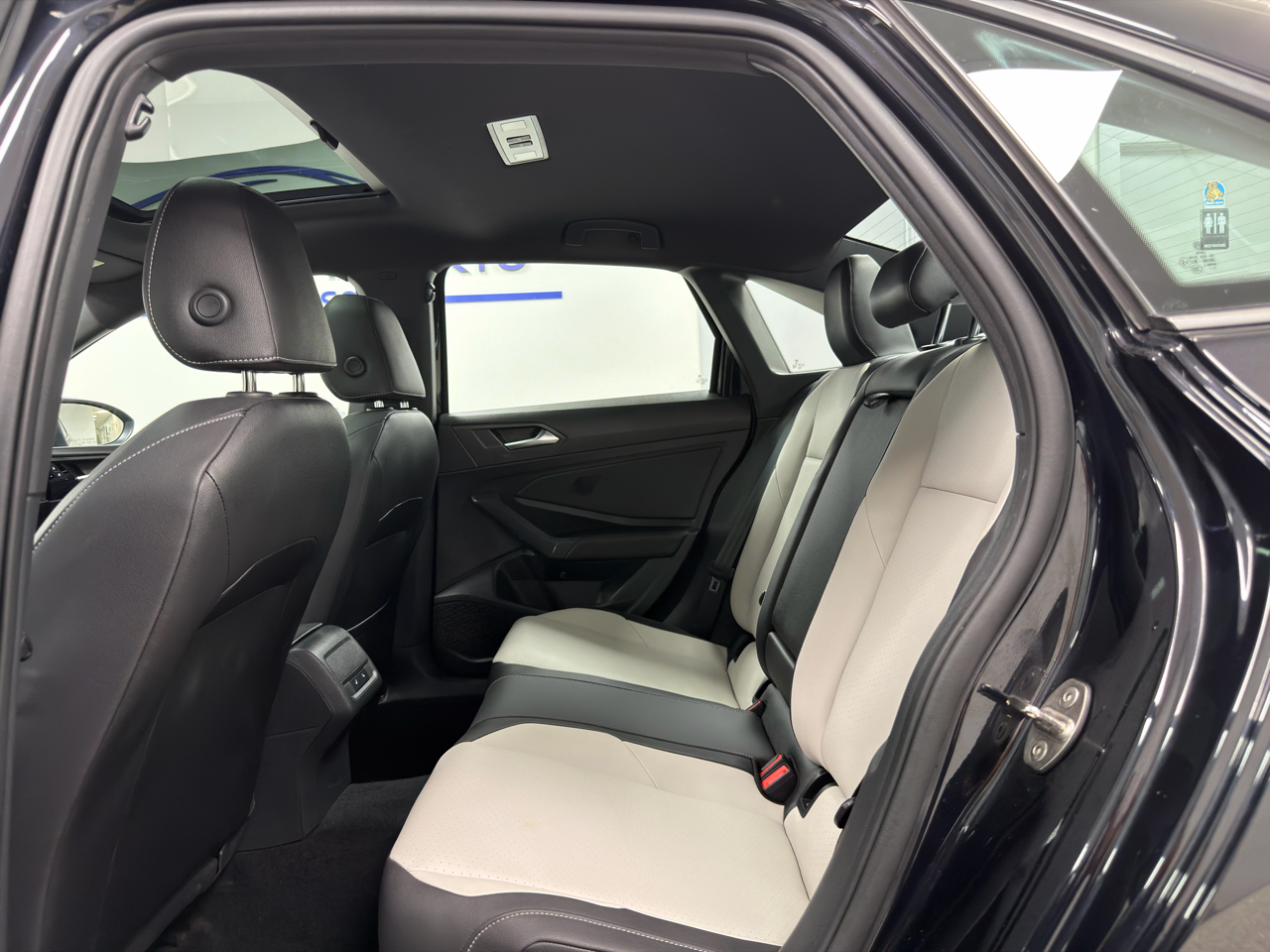 Volkswagen Jetta R-Line Auto 2021